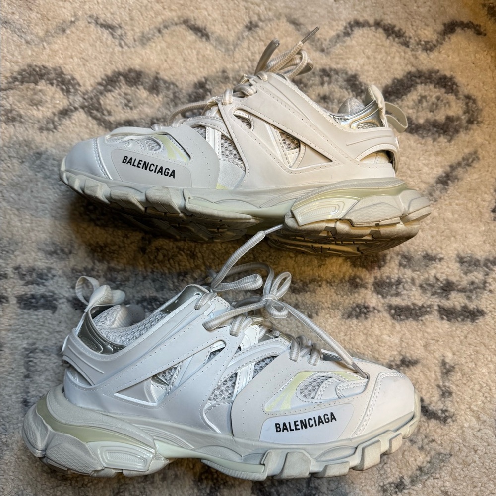Balenciaga White Sneakers Size 7.5W 38EU